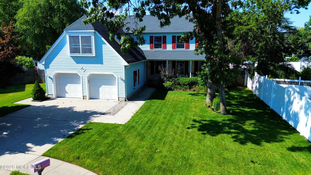 40 Princeton Pines Place, Brick