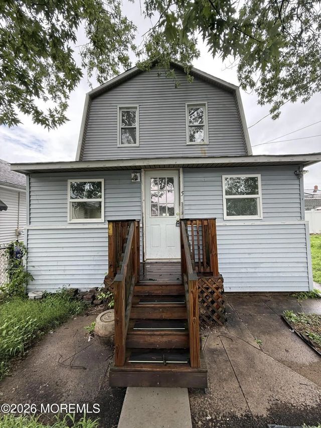 5 Leroy Place, Keansburg