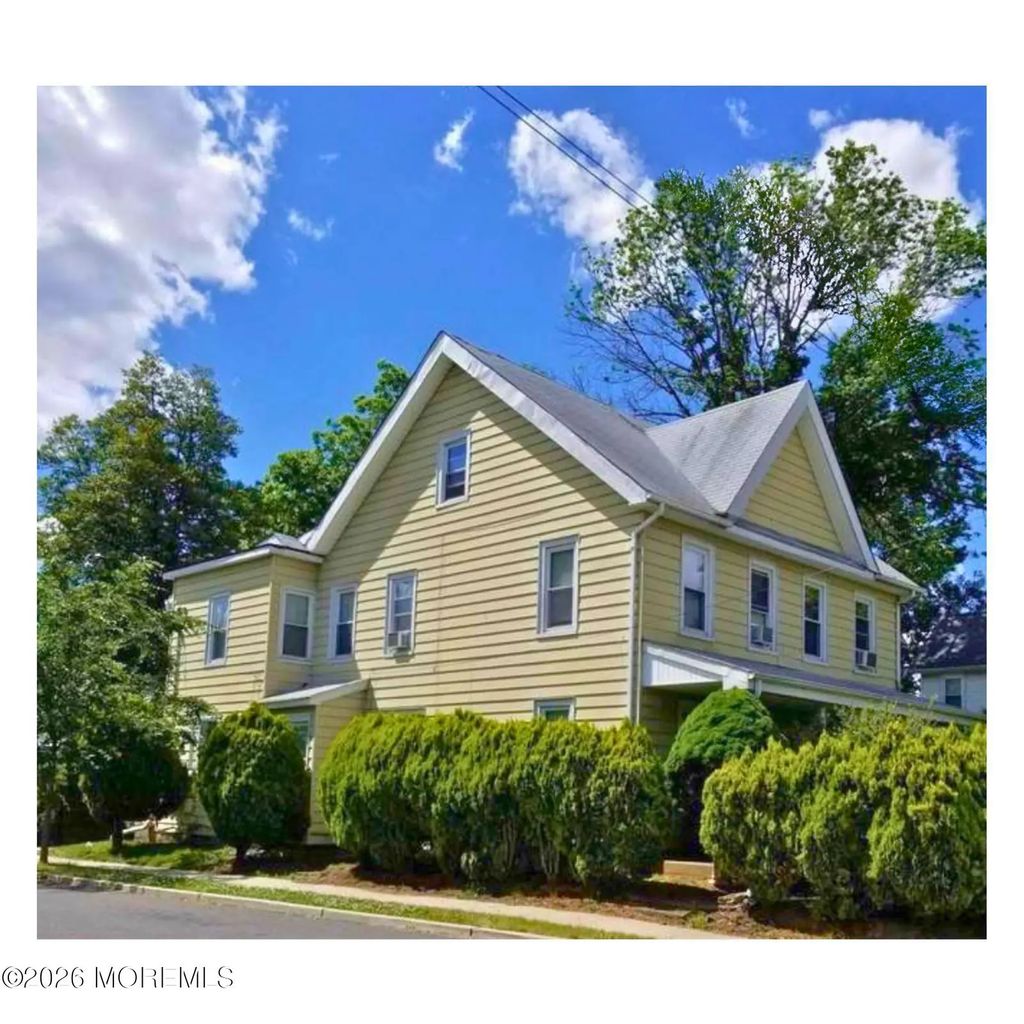 135-137 N Academy Street, Hightstown
