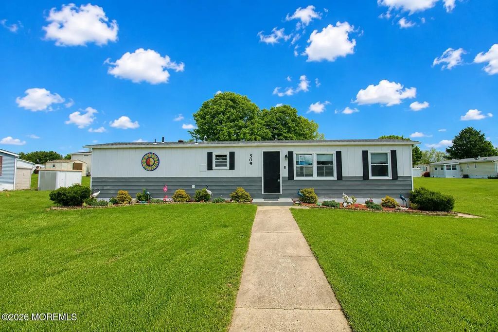509 Rosalind Road, Freehold