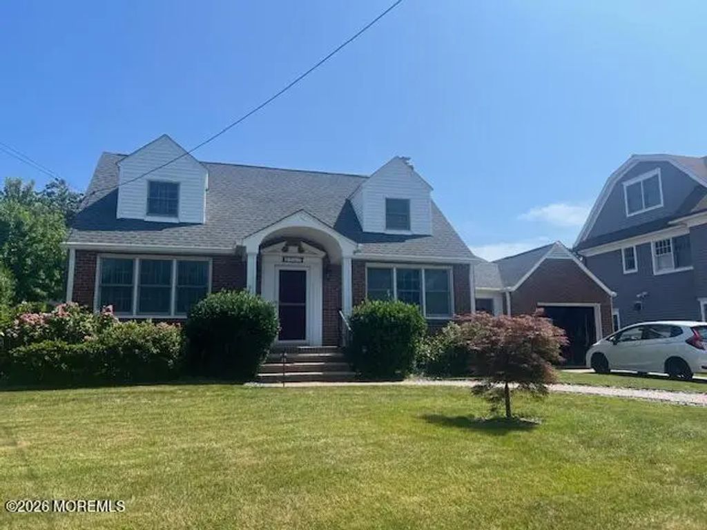 317 Pitney Avenue, Spring Lake