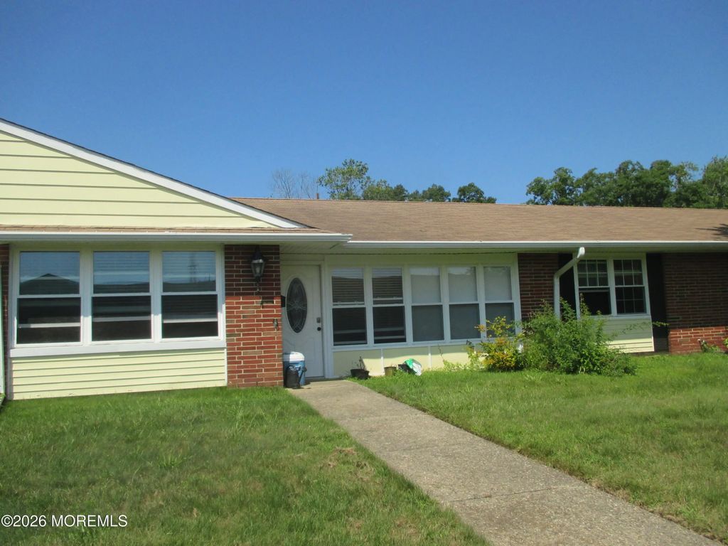 286b Malvern Court, Lakewood