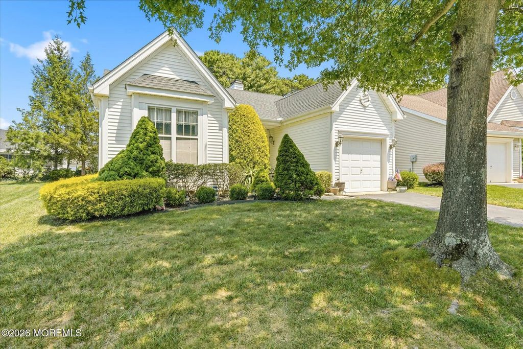 23 Jumping Brook Lane, Barnegat