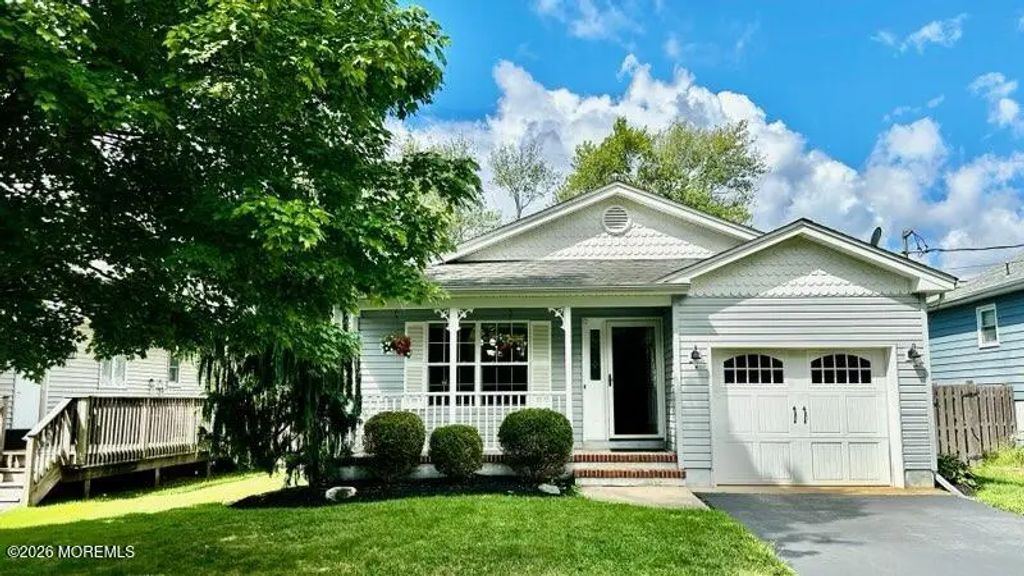 552 Bash Road, Toms River