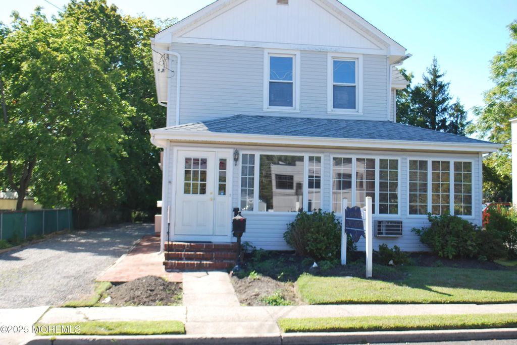 48 South Street, Eatontown