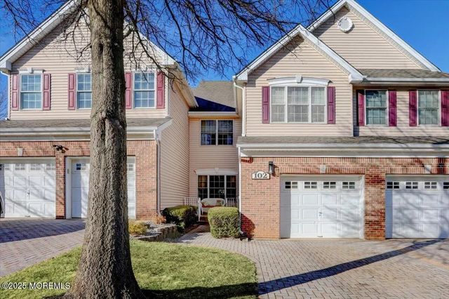 102 Whitlock Court, Manalapan