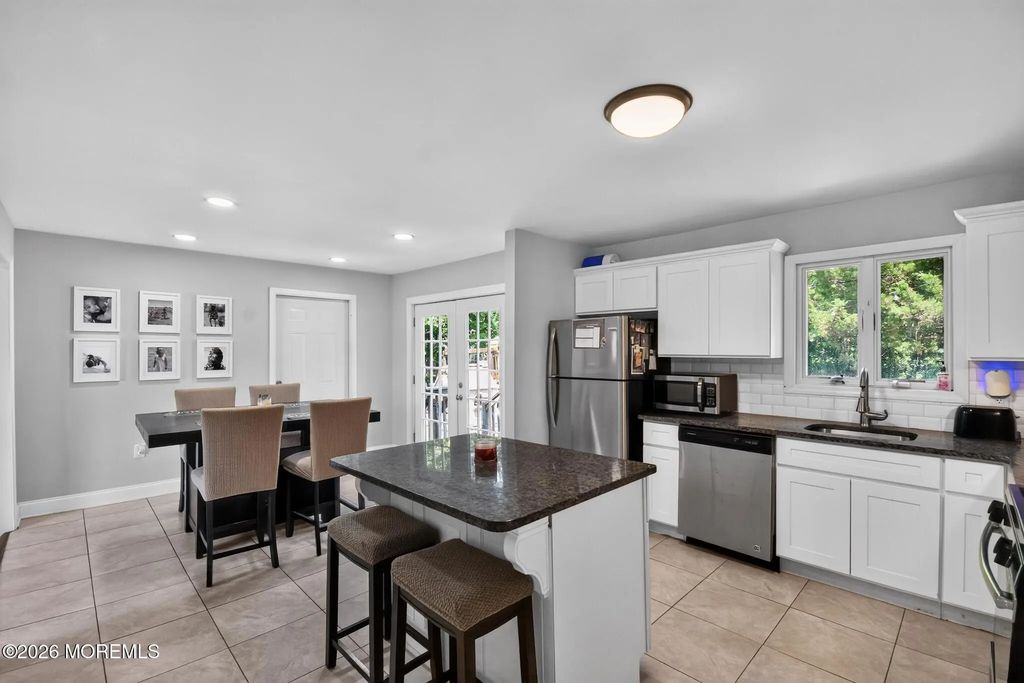 555 Brookside Drive, Toms River