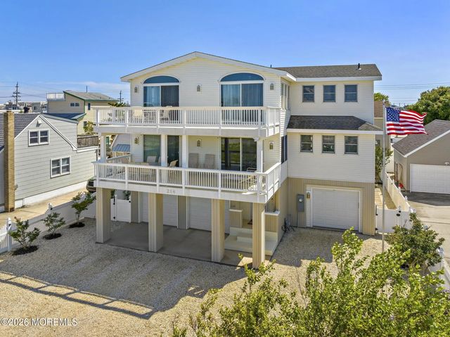214 W 4th Street, Ship Bottom