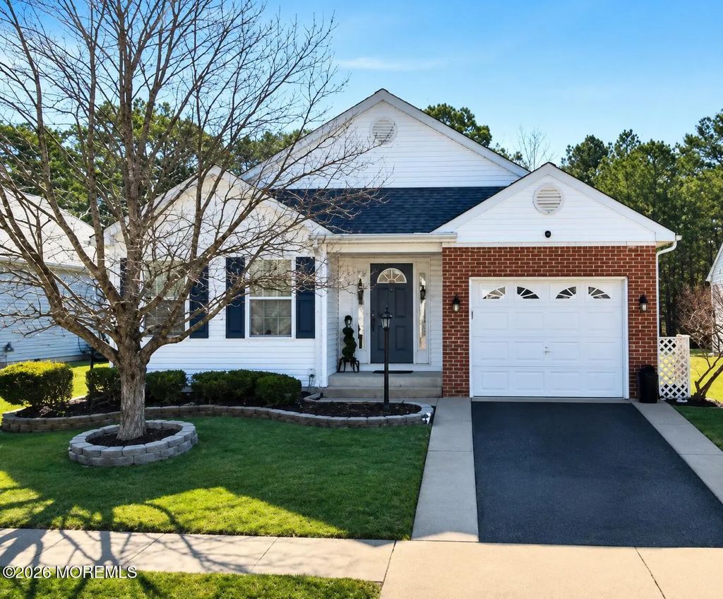 314 Jamaica Boulevard, Toms River
