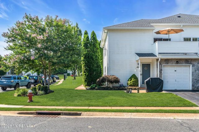 374 Deuce Drive, Wall