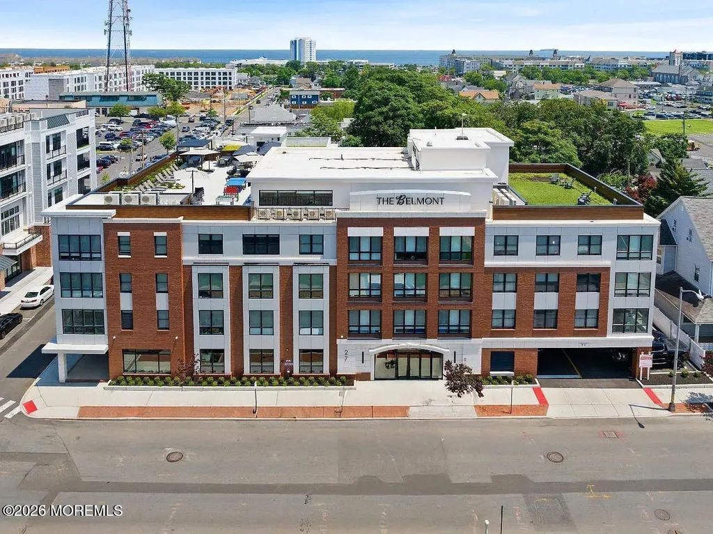 27 3rd Avenue 403, Long Branch