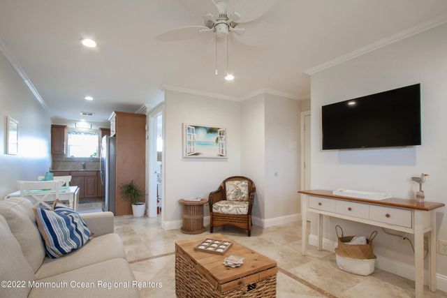 455 Ocean Boulevard 25, Long Branch