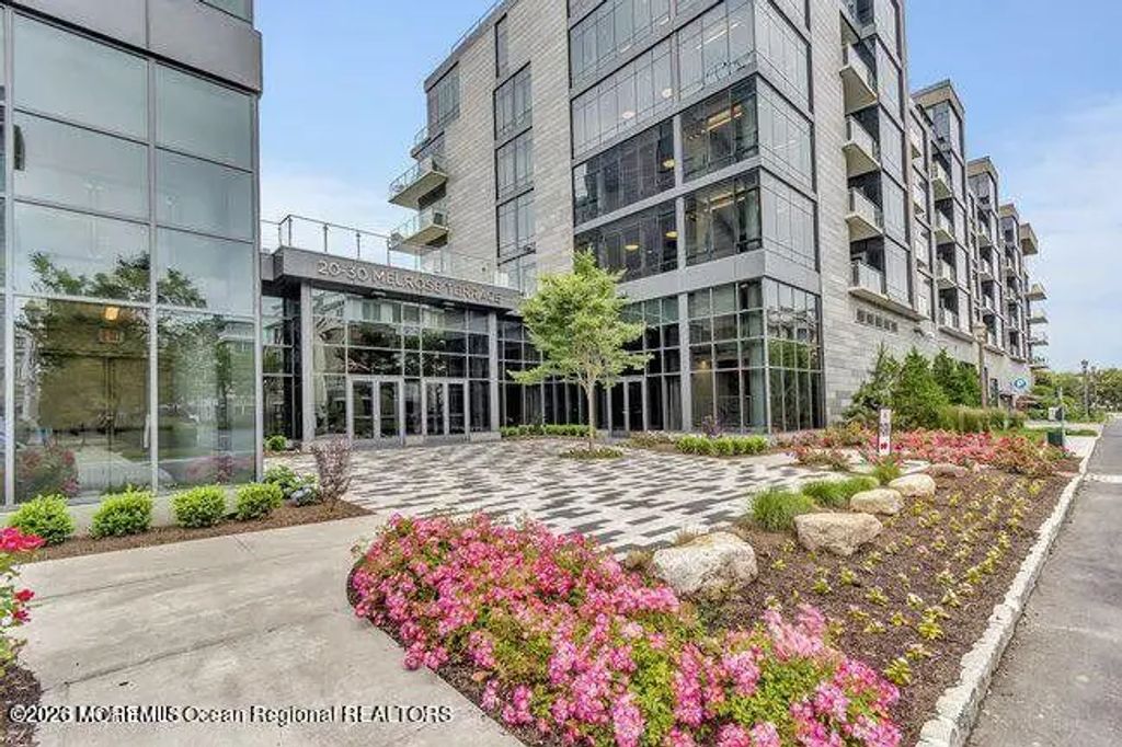 30 Melrose Terrace 219, Long Branch