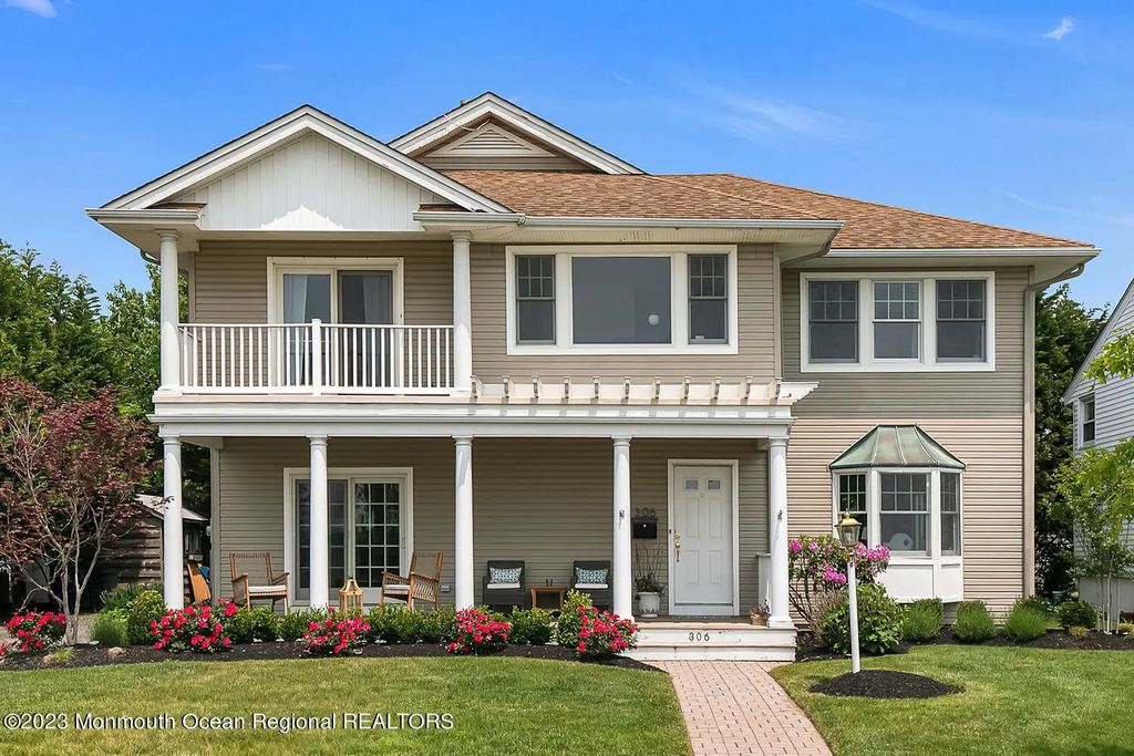 306 Ocean Road, Spring Lake