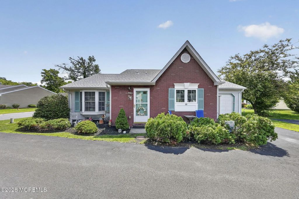 33 Carnaby Close, Freehold