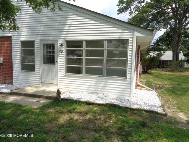 264 C Laurel Place, Whiting