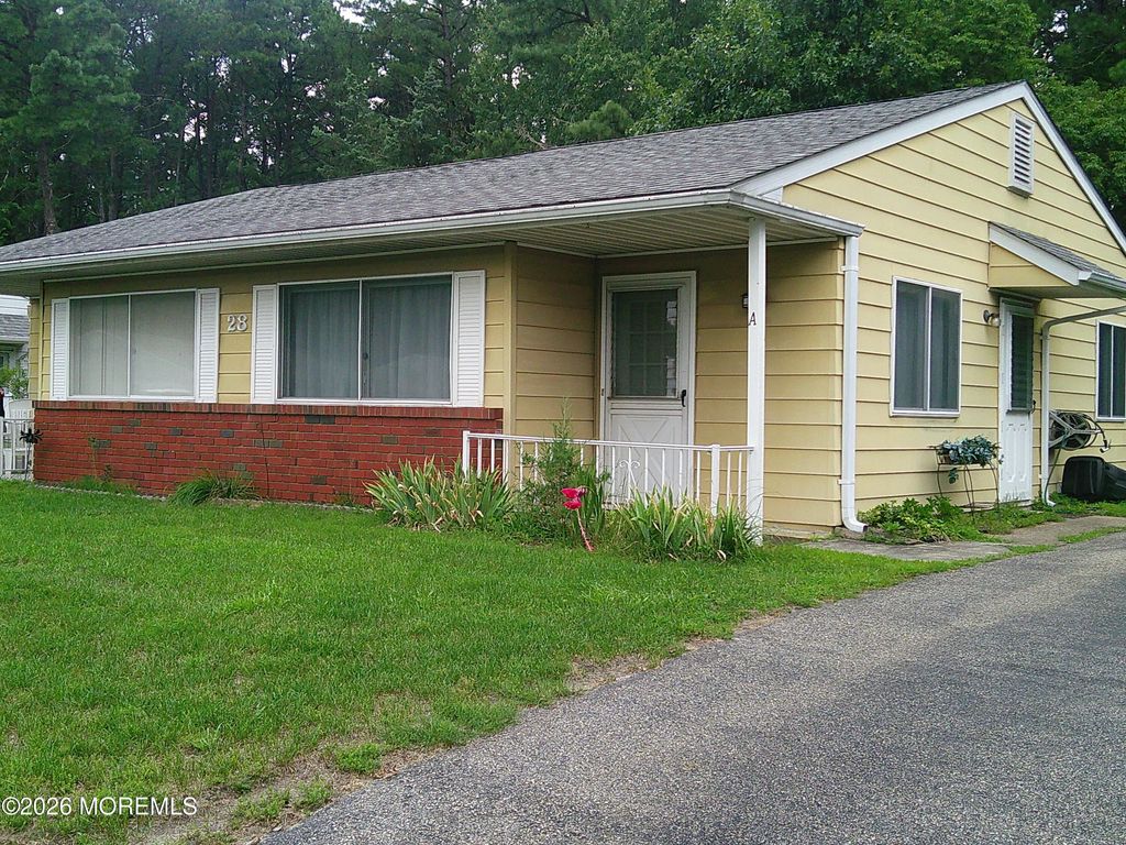 28 A Maine Avenue, Whiting