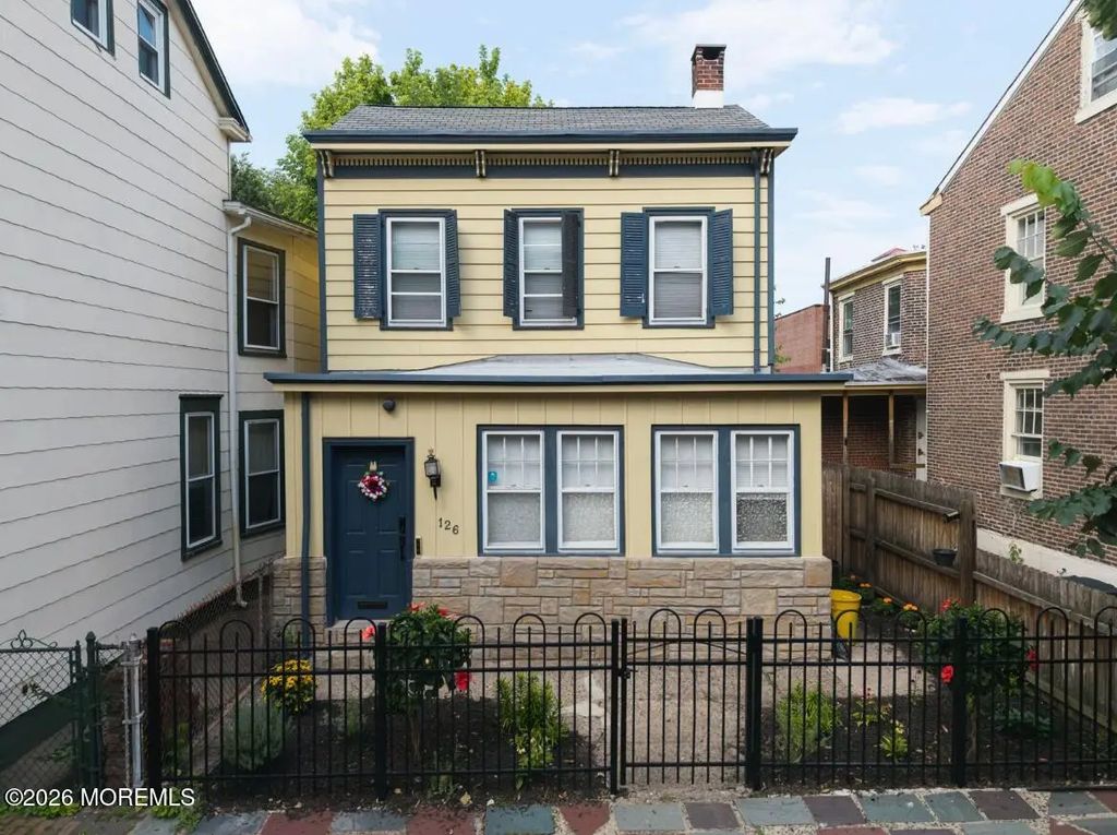 126 Jackson Street, Trenton