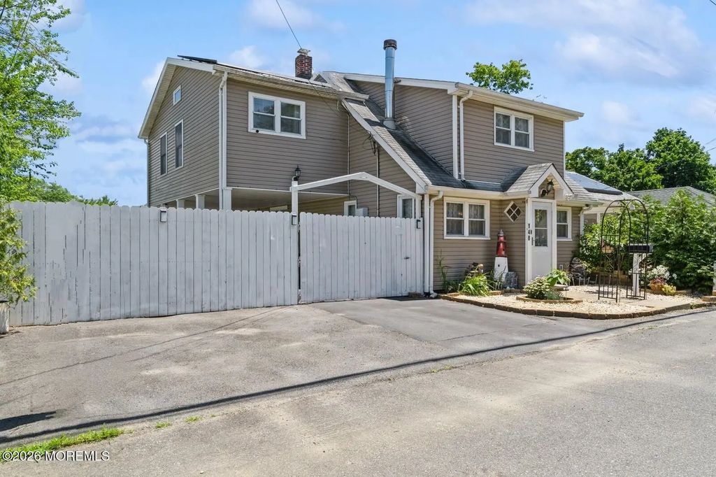 148 Mckinley Avenue, South Amboy