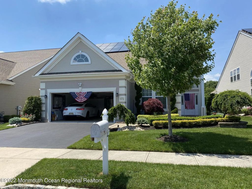 172 Wintergreen Drive, Manalapan