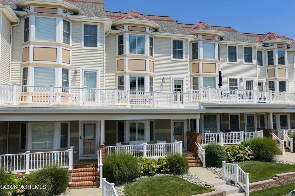 29 Pavilion Avenue 29, Long Branch