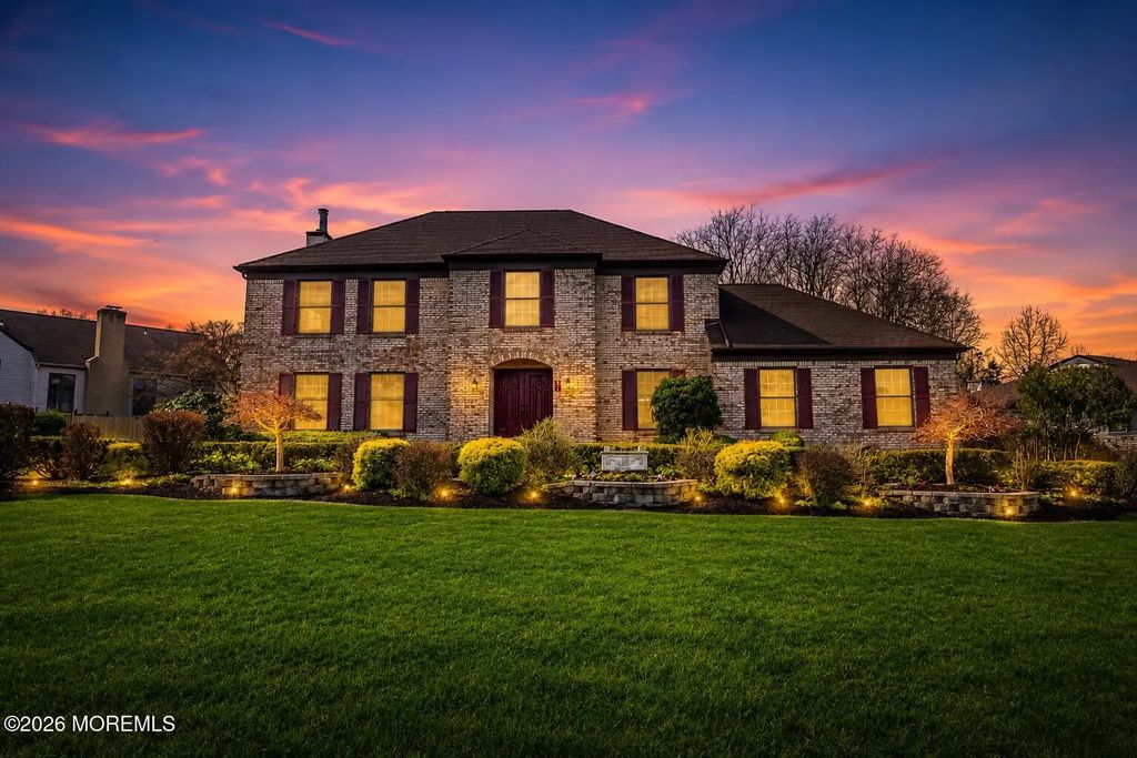 97 Windsor Drive, Eatontown