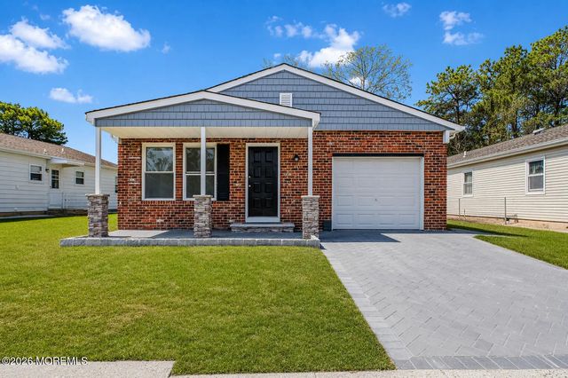 9 Claremont Street, Toms River