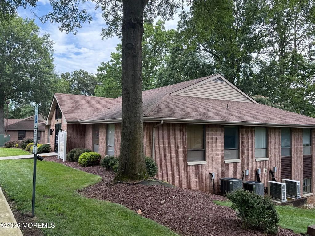 4255 Route 9 C, Freehold