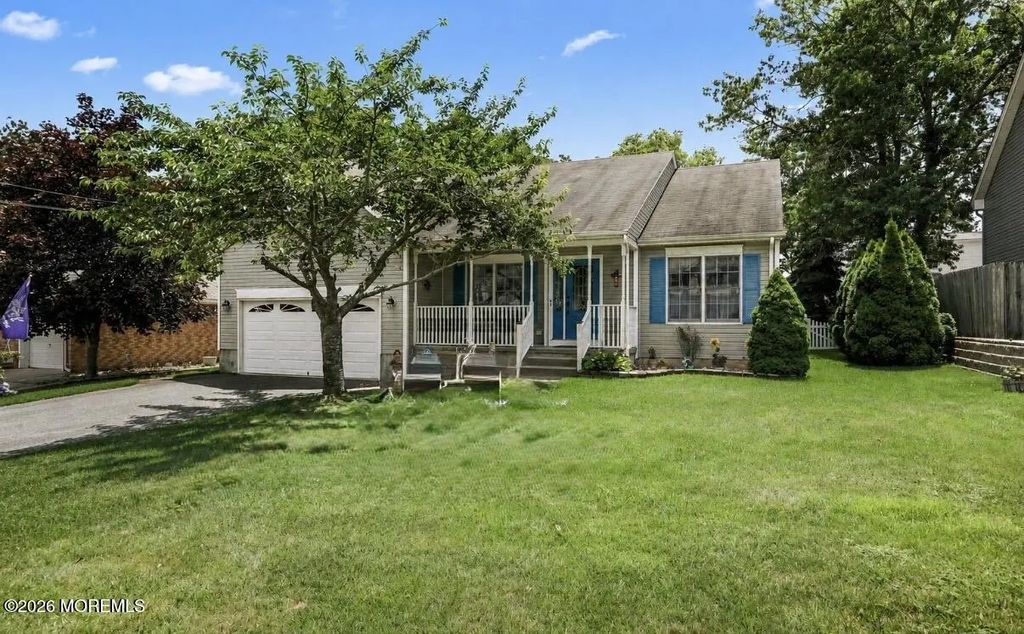 1157 Beach Lane, Manahawkin