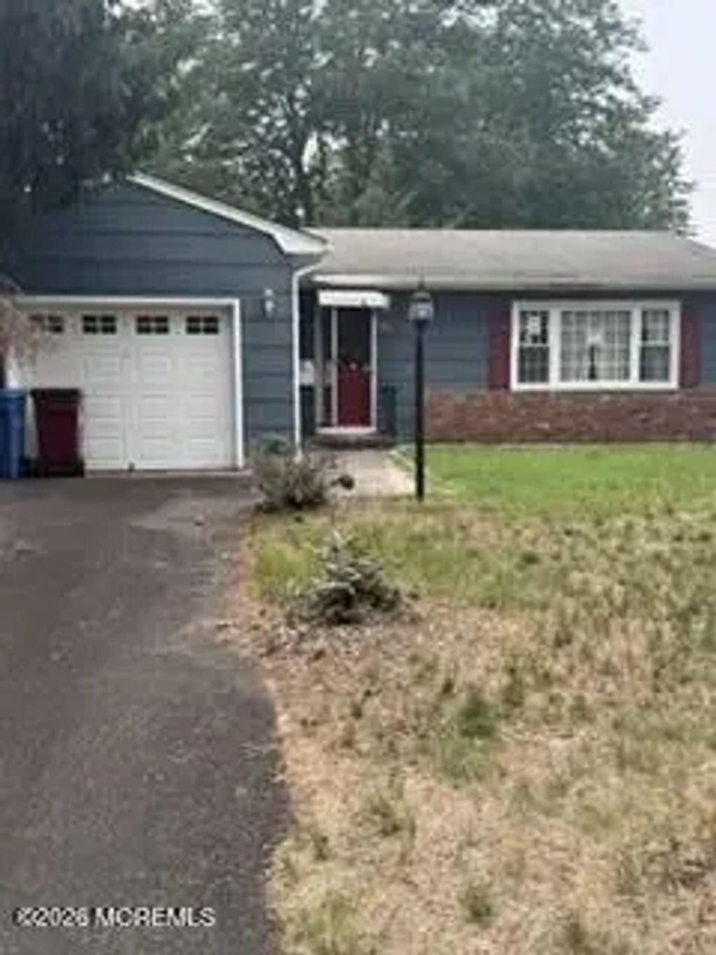 16 Edinburgh Drive, Toms River