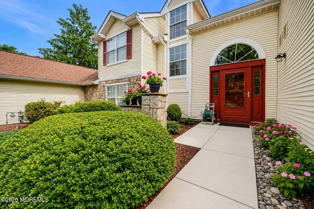 170 Colony Lane, Manalapan