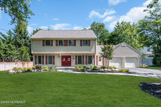 2 Lakeland Drive, Matawan