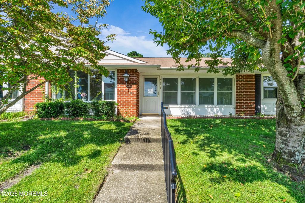 995 Argyll Circle B, Lakewood