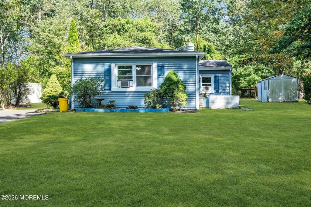 381 Glenn Road, Jackson