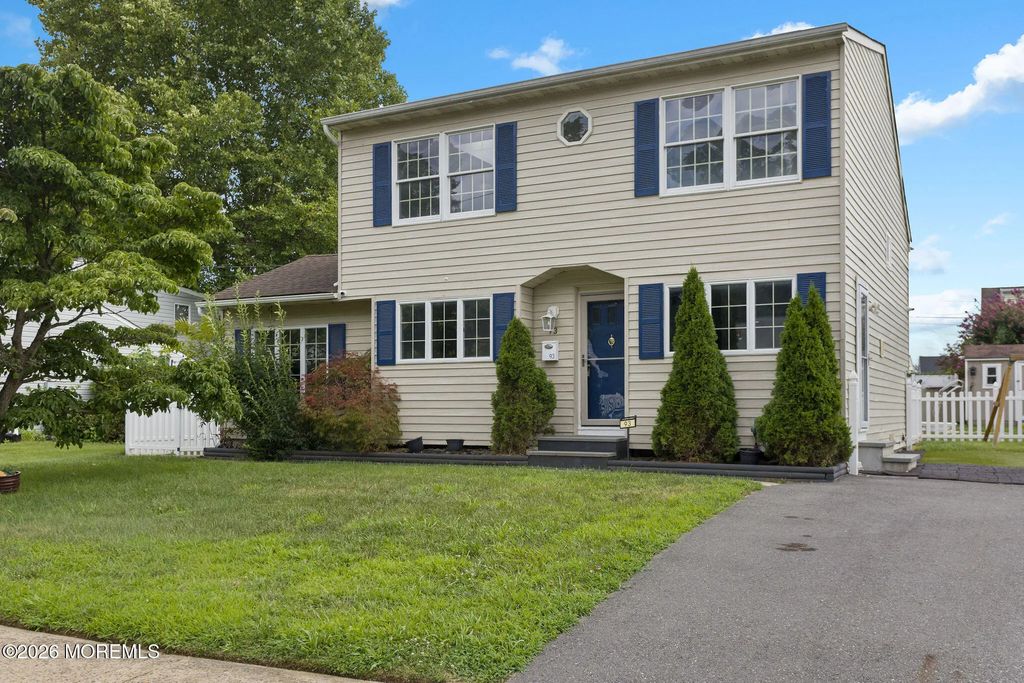 93 Elton Avenue, Hamilton