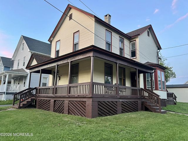 120 Atkins Avenue, Neptune Township