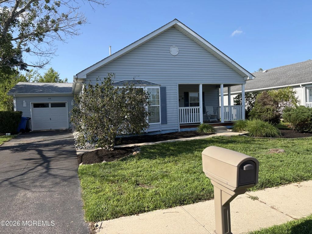 66 Perrys Lane, Manahawkin