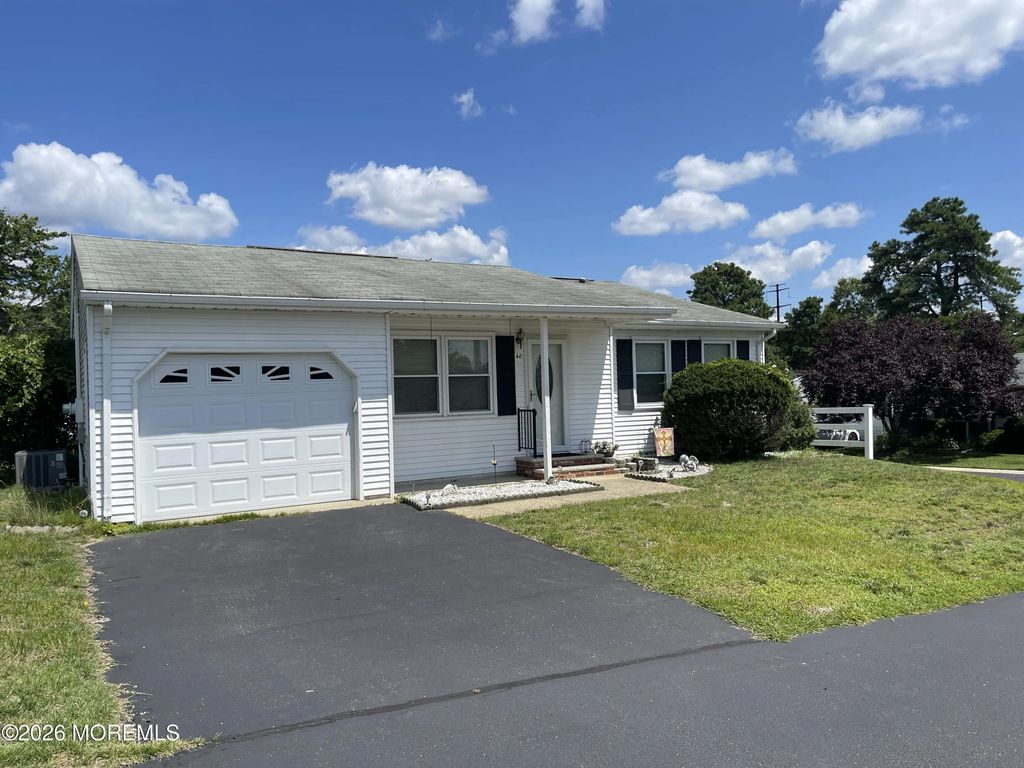 48 Churchill Road 71, Whiting