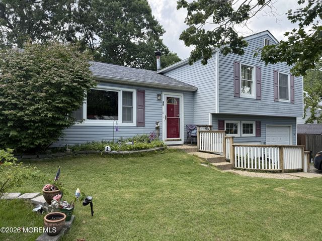 35 Schooner Avenue, Barnegat
