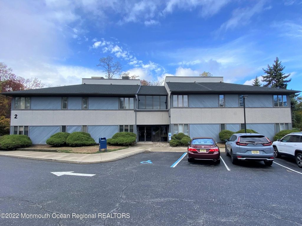 1540 State Route 138 204c, Wall