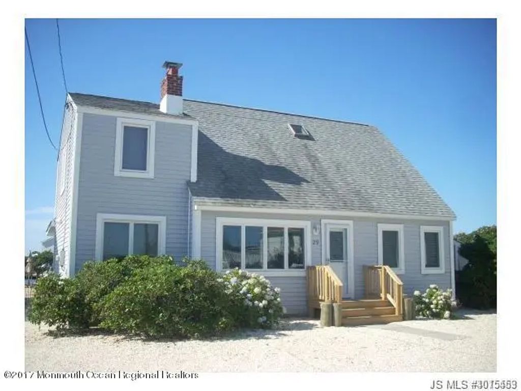 29 Julia Drive, Manahawkin