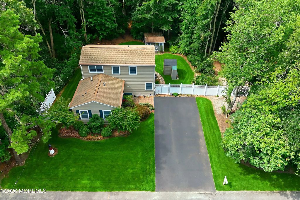 48 Bayview Boulevard, Barnegat