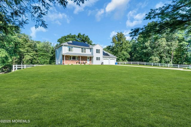 688 Fort Plains Road, Howell