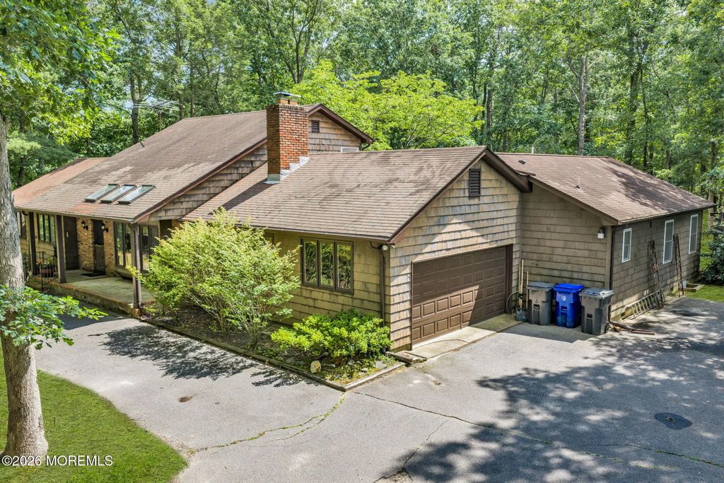 2528 Whitesville Road, Toms River