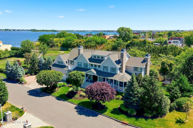33 Highland Avenue, Monmouth Beach