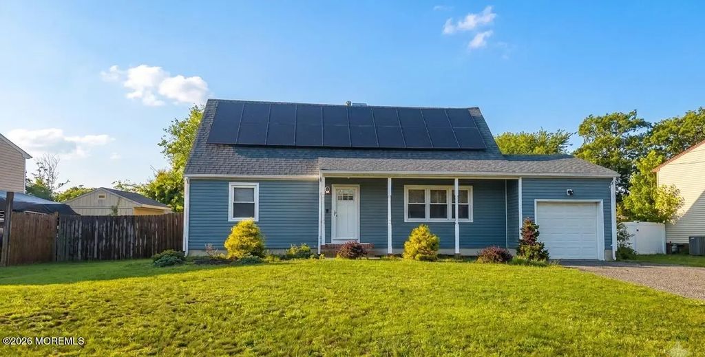 1032 Valley Stream Road, Toms River