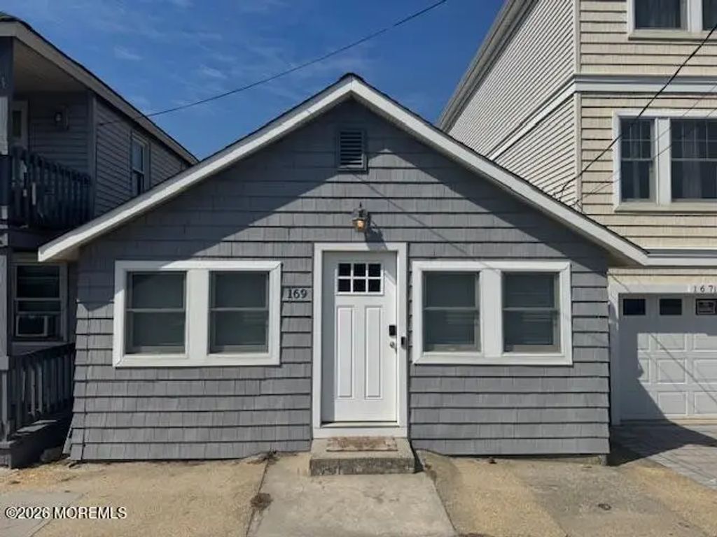 169 1st Avenue, Manasquan