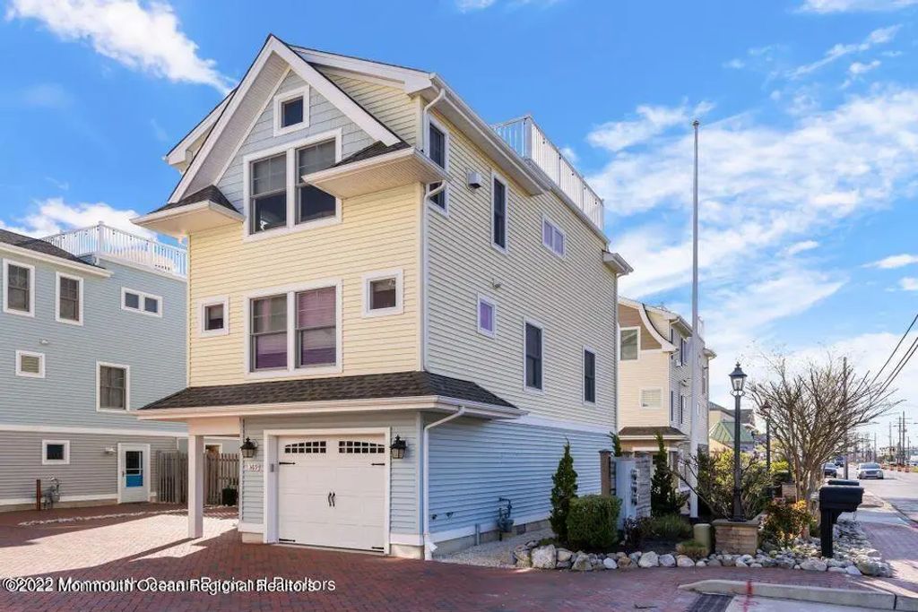 369 W 8th Street 4, Ship Bottom