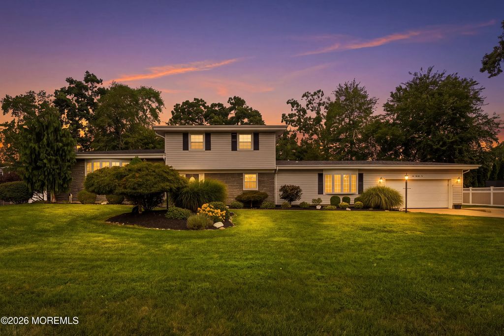 910 Somerset Drive, Toms River