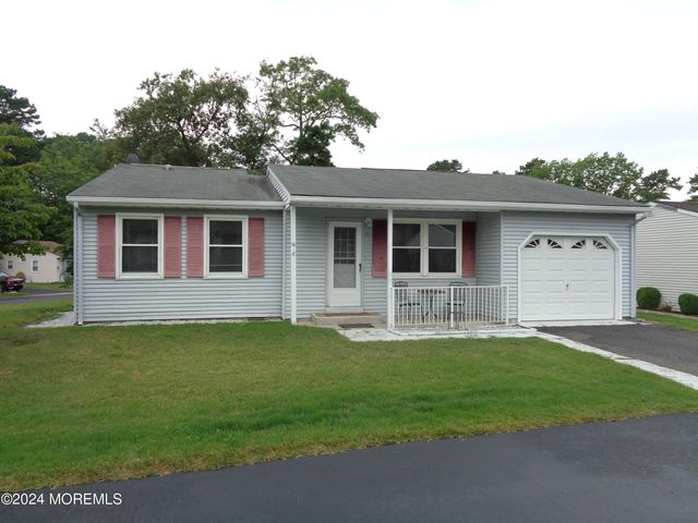 62 Keene Street, Whiting